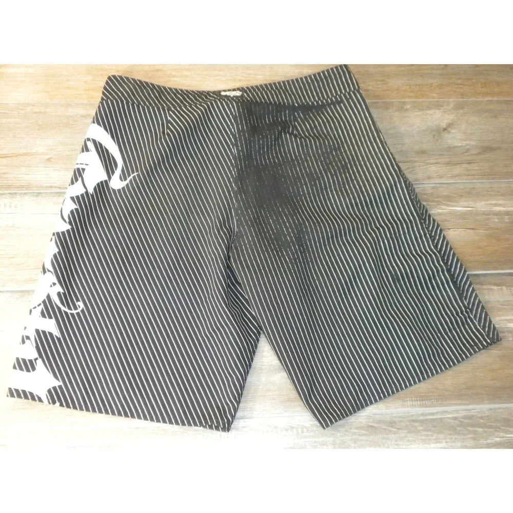 Crusty Demons Board Shorts 38 Black 90s Freestyle MotoX Metal Mulisha Streetwear